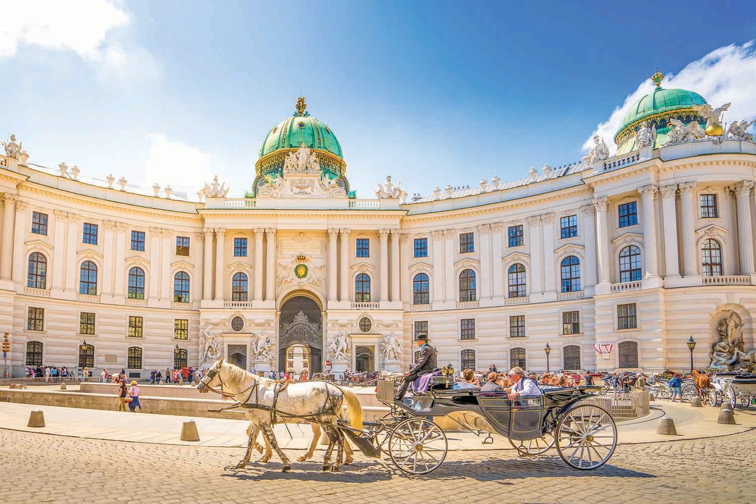 /Assets/Desktop/CruiseGallery/Thumb/melodiesofthedanube_vienna_hofburgpalace_ss_391591339_gallery.jpg
