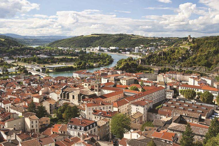 /Assets/Desktop/CruiseGallery/Thumb/provencespain_vienne_ss_118308307_gallery.jpg