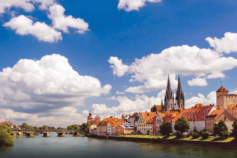 /Assets/Desktop/CruiseGallery/Thumb/theromanticdanube_regensburg_gallery.jpg
